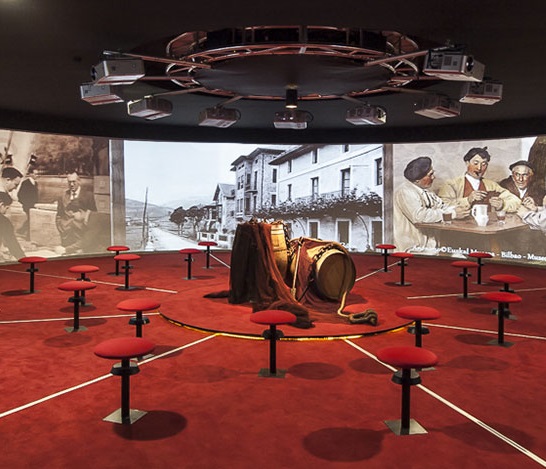 Sala del Museo del Txakoli en Bakio