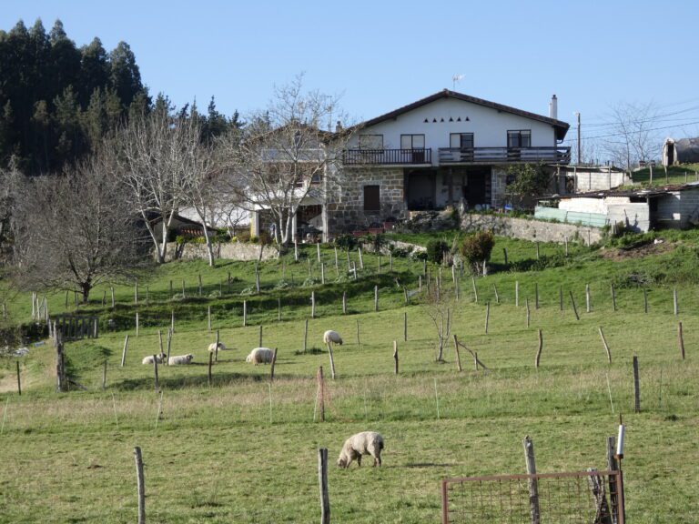 Caserío de Ispaster