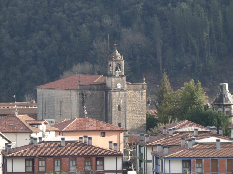 Parroquia de San Miguel de Ispaster